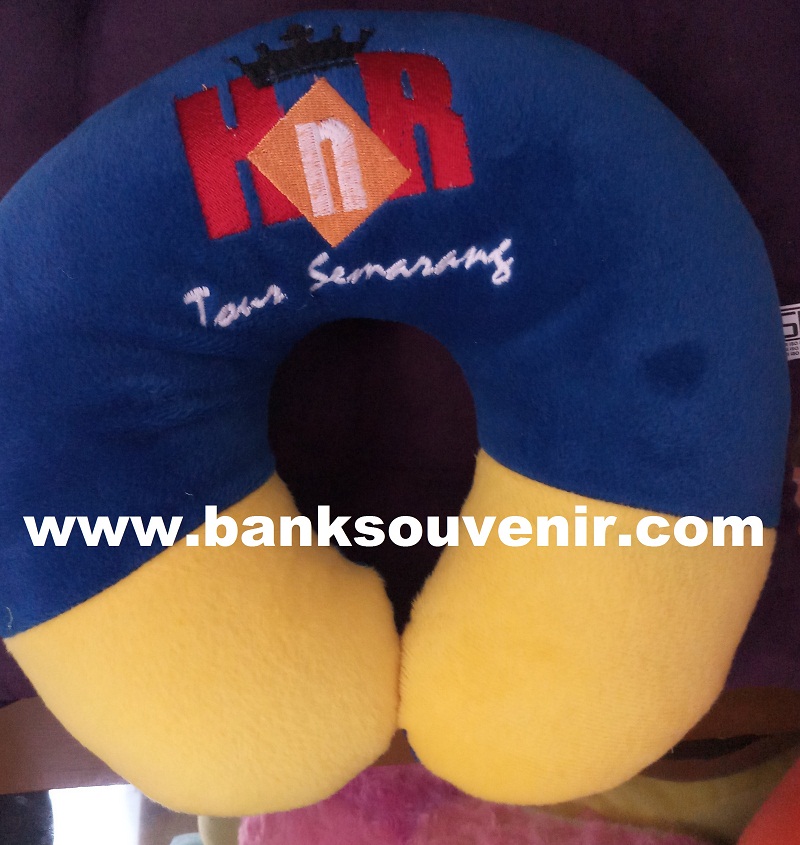 Bantal Leher Promosi Jasa Tour Custom
