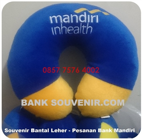 souvenir bantal leher