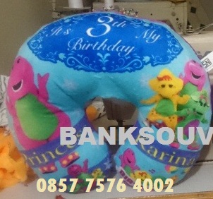 Bantal Leher Souvenir Ultah Printing