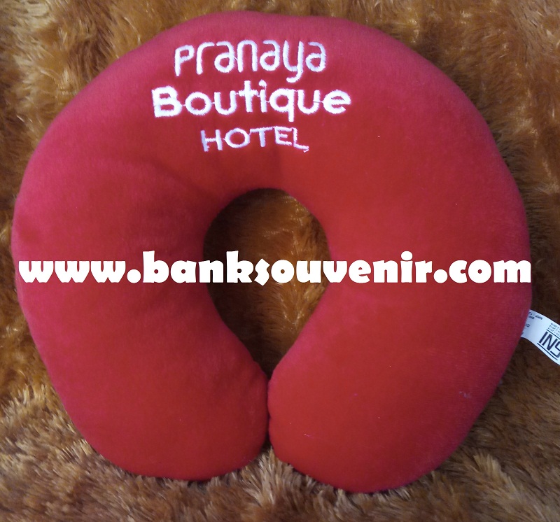 Bantal Leher Hotel Custom