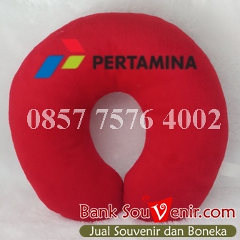 souvenir bantal leher di Kalimantan Tengah