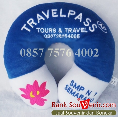 souvenir perusahaan eksklusif Travel Pass