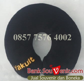 souvenir promosi perusahaan Yakult