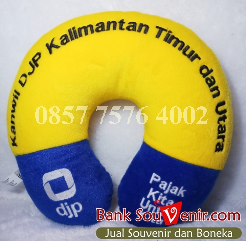 Souvenir bantal custom DJP Kanwil Kalimantan