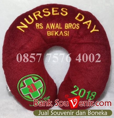 Souvenir Bantal Leher RS Awal Bros Bekasi