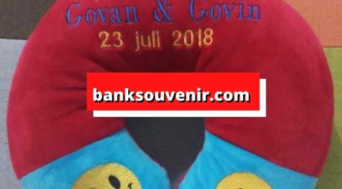 Bantal Leher, Solusi Leher yang Sakit  Saat Melakukan Perjalanan Jauh!